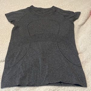 Lululemon running short sleeve